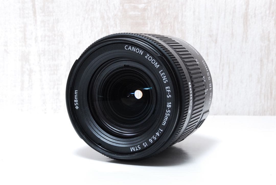 ❤️美品❤️ ショット数僅か❤️ 手ぶれ補正レンズ❤️ Canon Kiss X9i