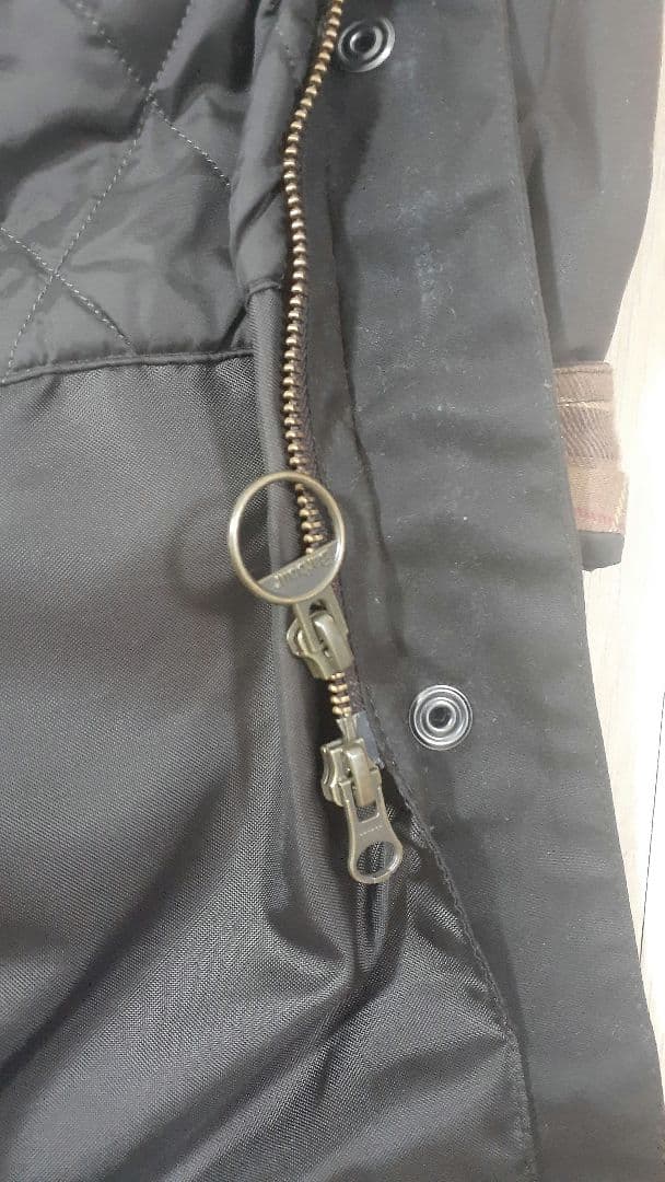 Barbour バブアー BELSAY WAX 中綿ワックスジャケット