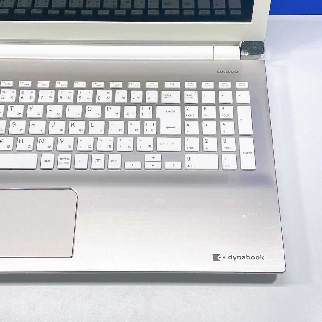 設定済✨快適SSD✨Windows11✨ゴールド✨東芝カメラ付ノートパソコン薄型