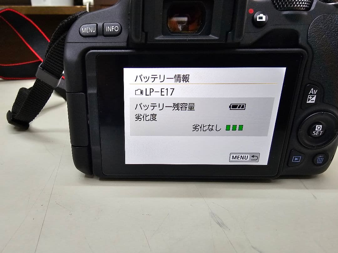 Canon EOS Kiss X9 デジタル一眼レフカメラ