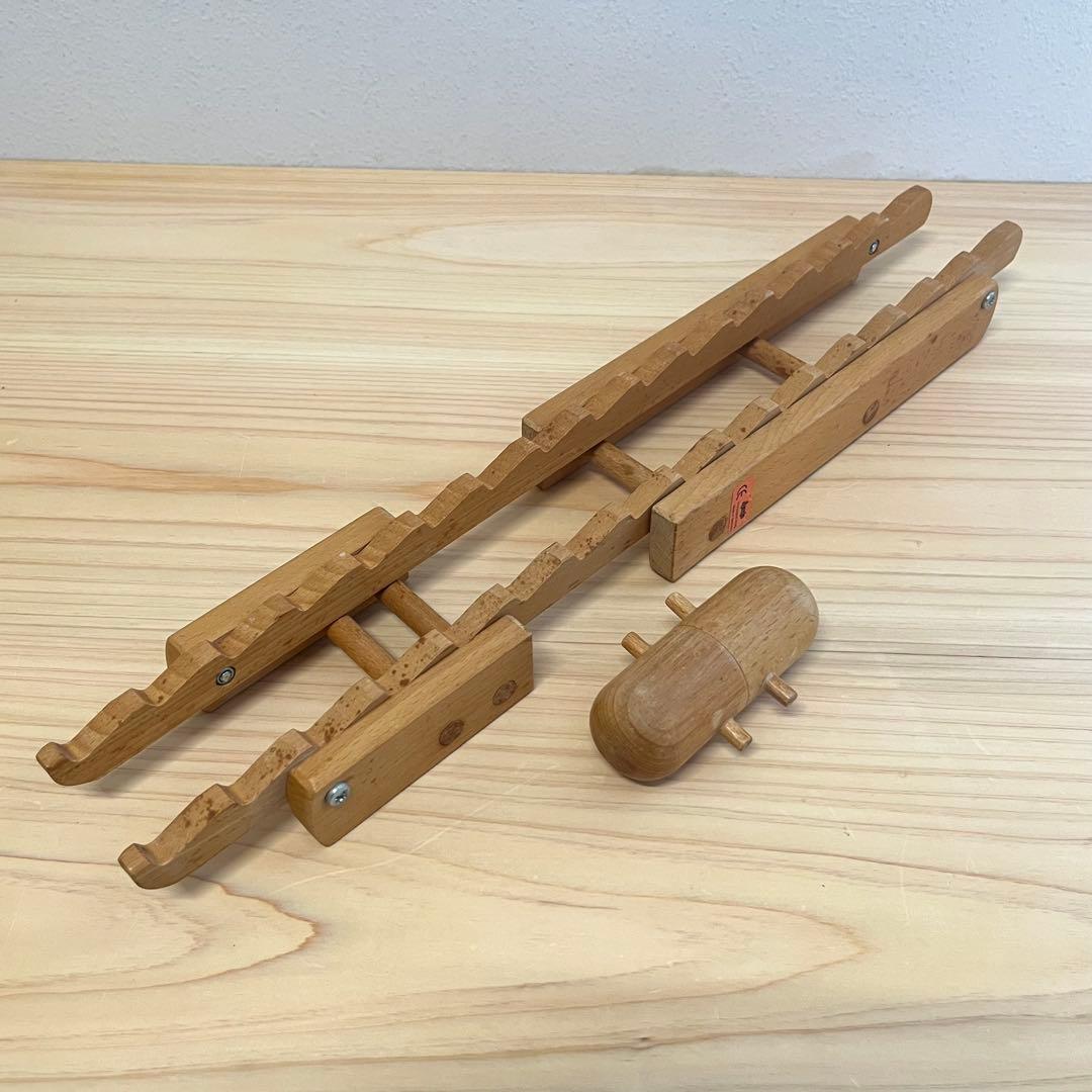 m*e様 【廃盤】ベック社まゆ玉落とし　木のおもちゃ