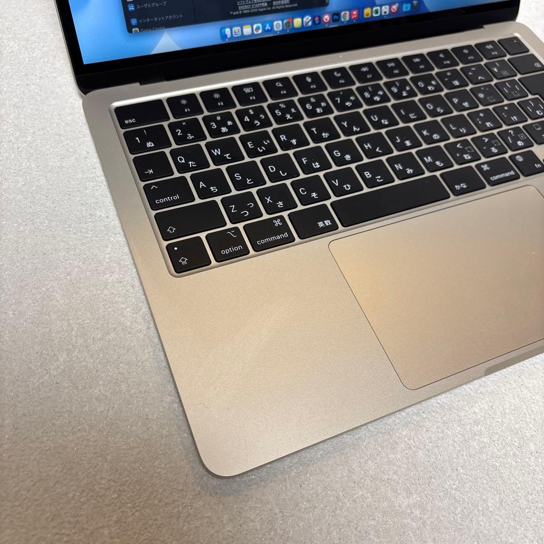 MacBook Air M2 ケース付き