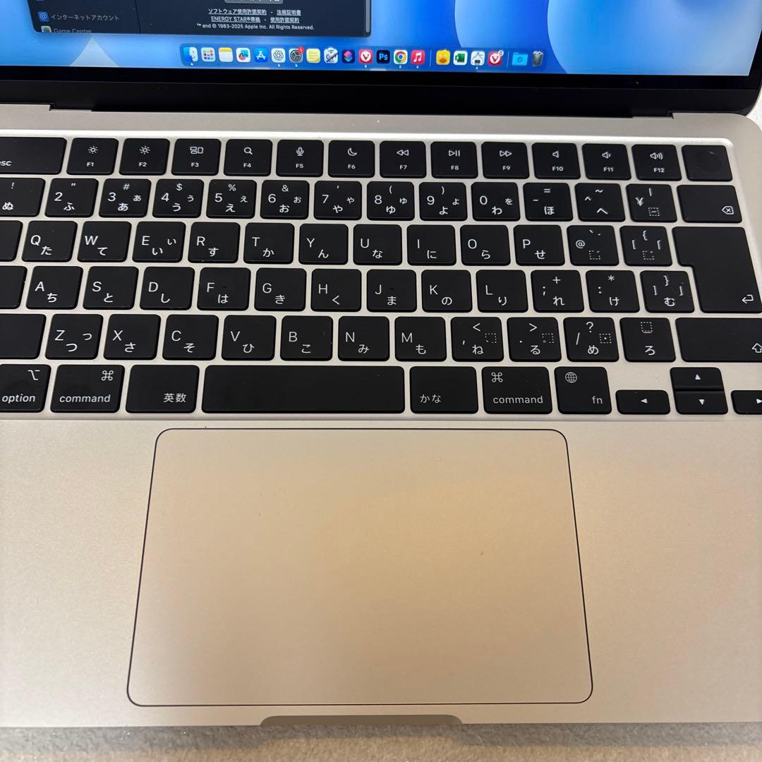 MacBook Air M2 ケース付き