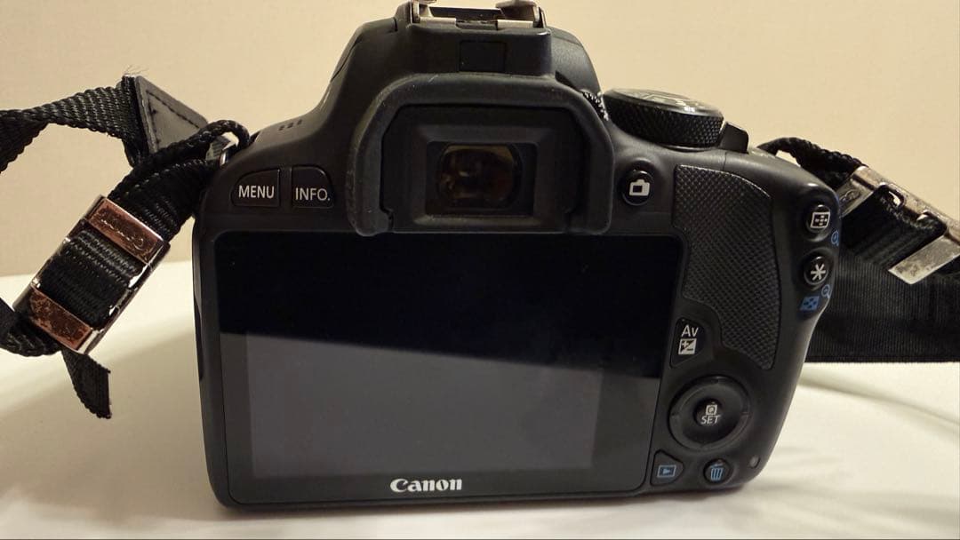 Canon EOS Kiss X7 ズームレンズ2本セット