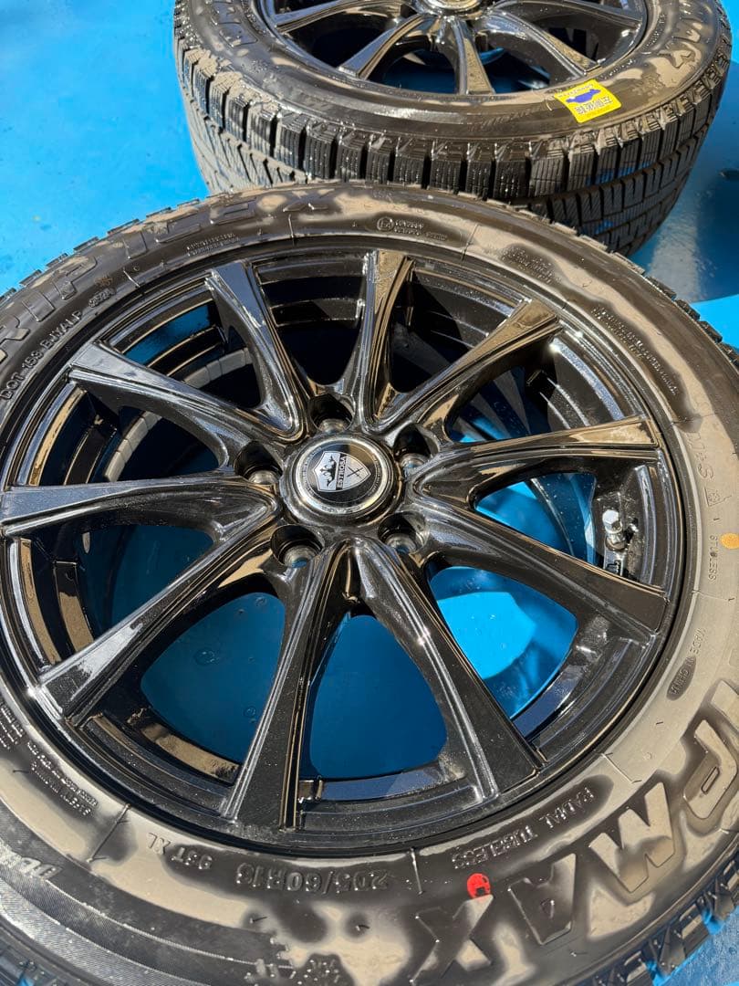 【2024年製】スタッドレスタイヤ205/60R16 GRIPICEX