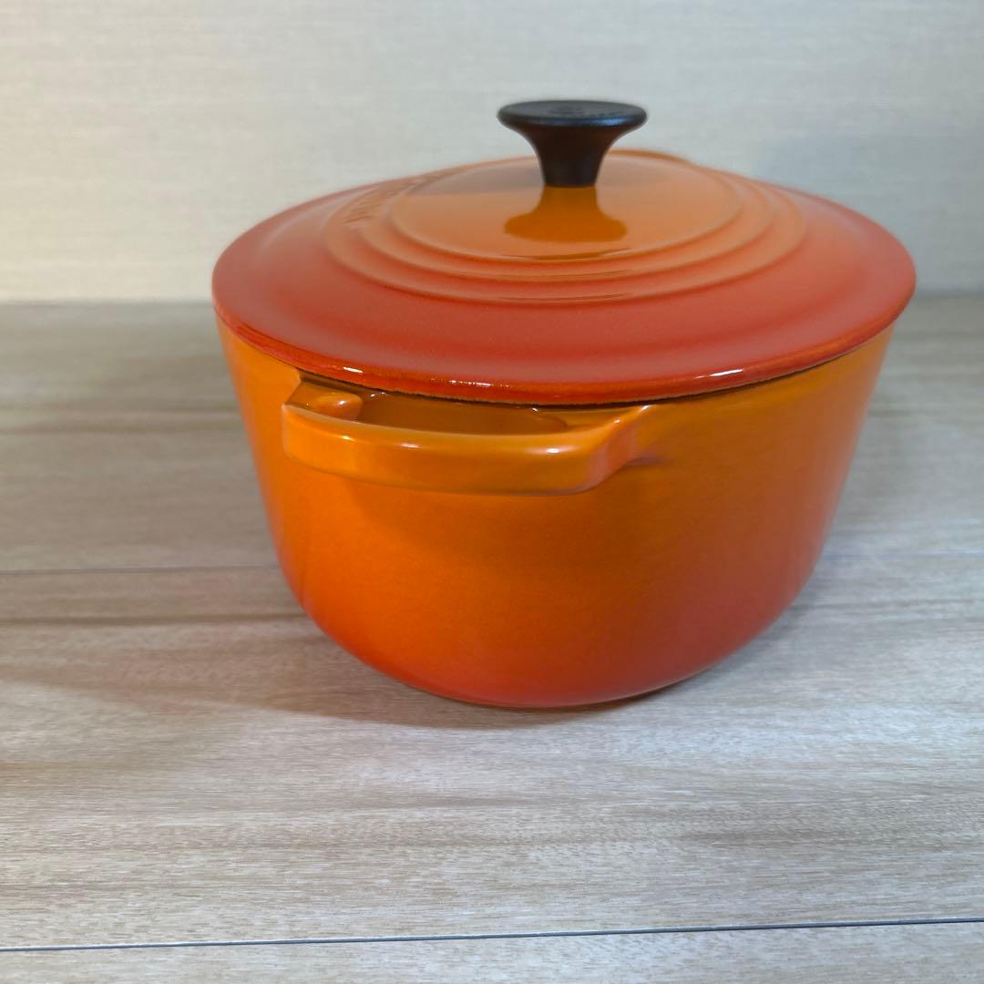 ルクルーゼ　ココットオーバル　25cm オレンジ　両手鍋　鍋