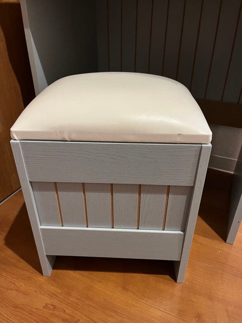 値下げしました！ドレッサー 北欧 水色 椅子付き