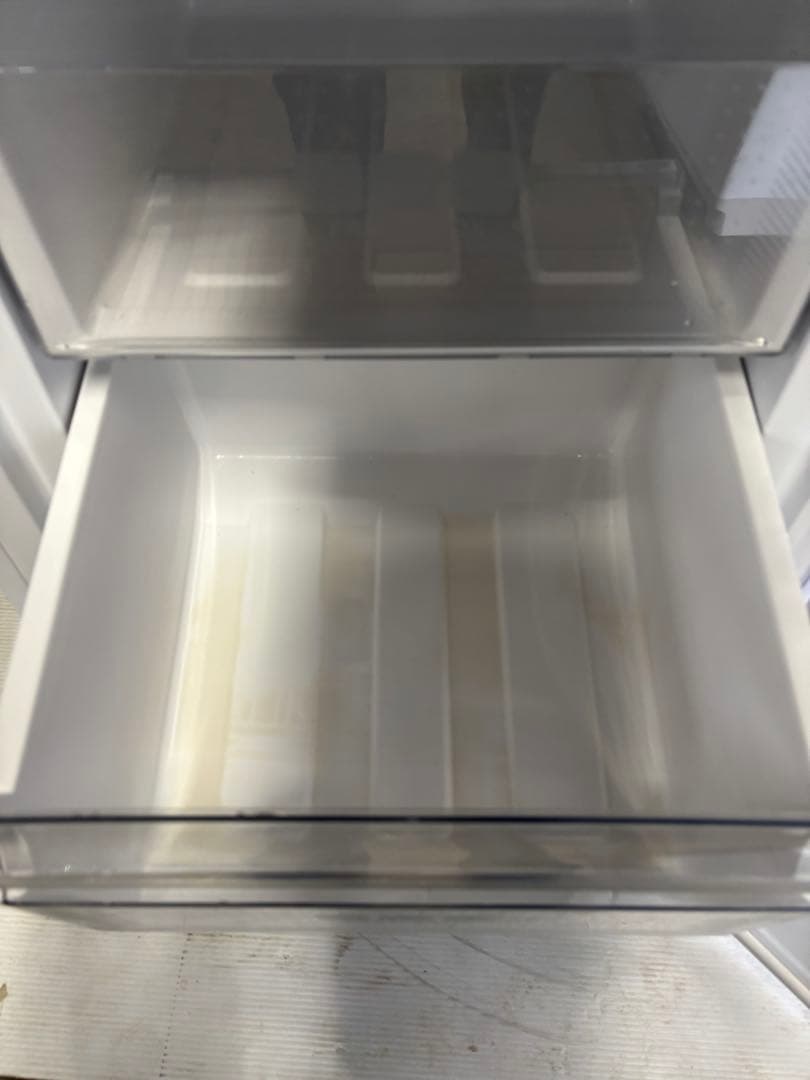 ハイアール ノンフロン冷凍冷蔵庫 JR-NF218B 2022年製