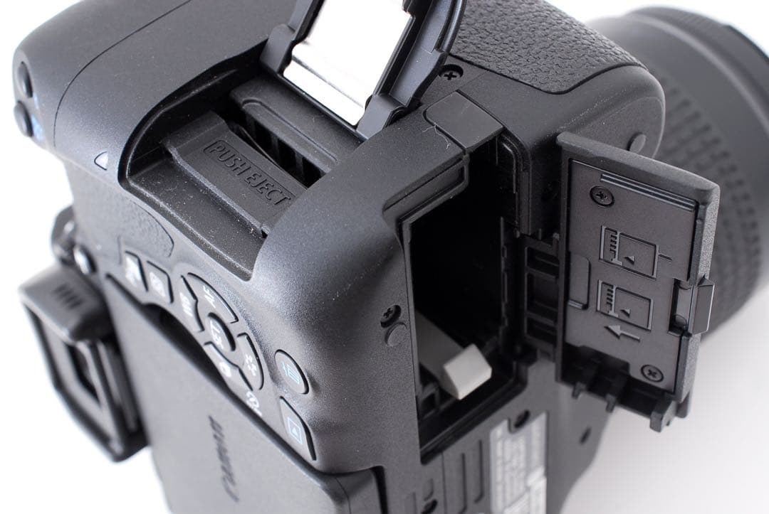 CANON EOS Kiss X8i+ Canon EF35-80㎜