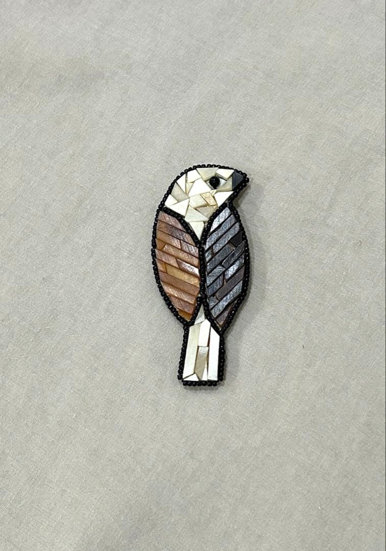 ミナペルホネン　ブローチ