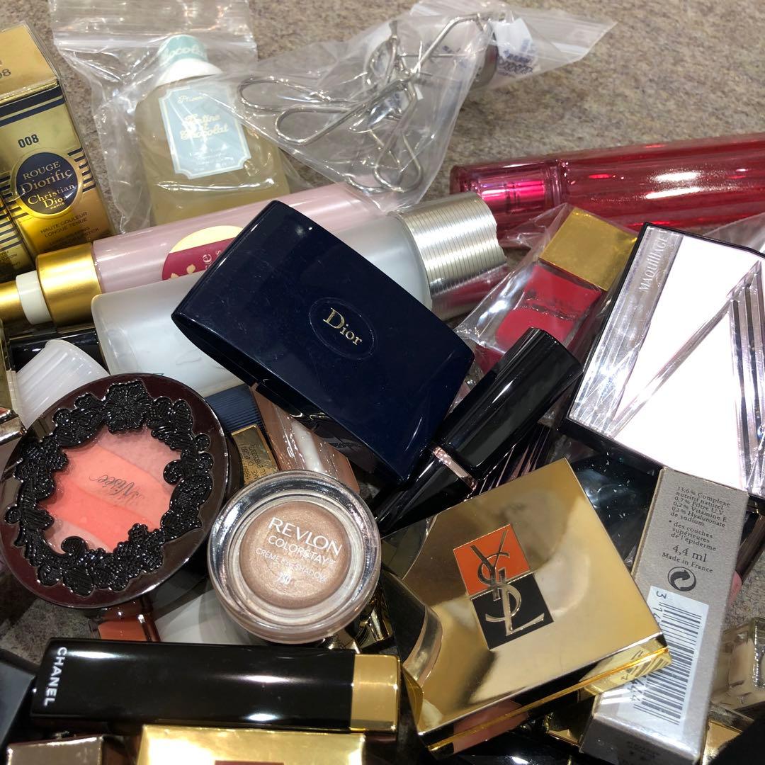 コスメまとめ　約60点　スック　　クレドポーボーテ他