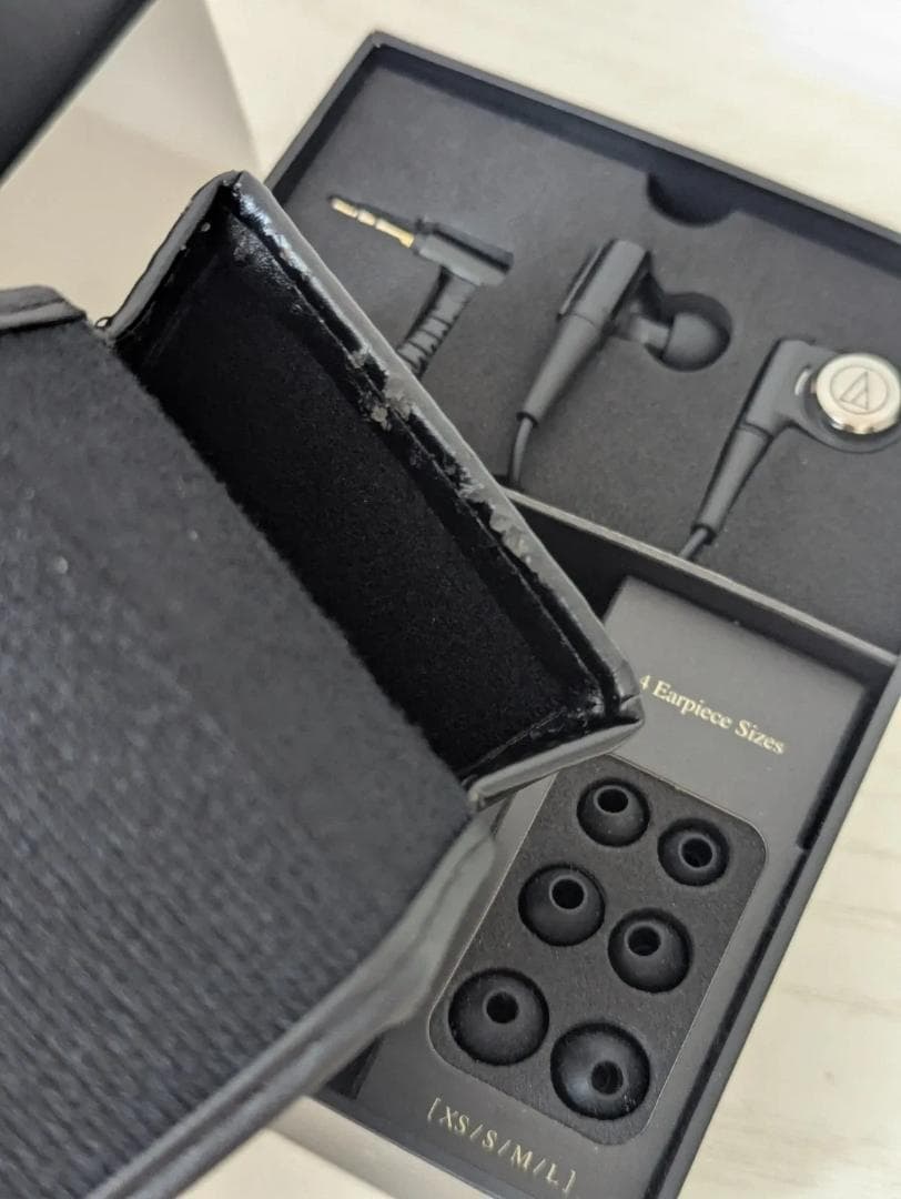 オーディオテクニカ ATH-CKR10 インイヤーヘッドホン ブラック 箱付き