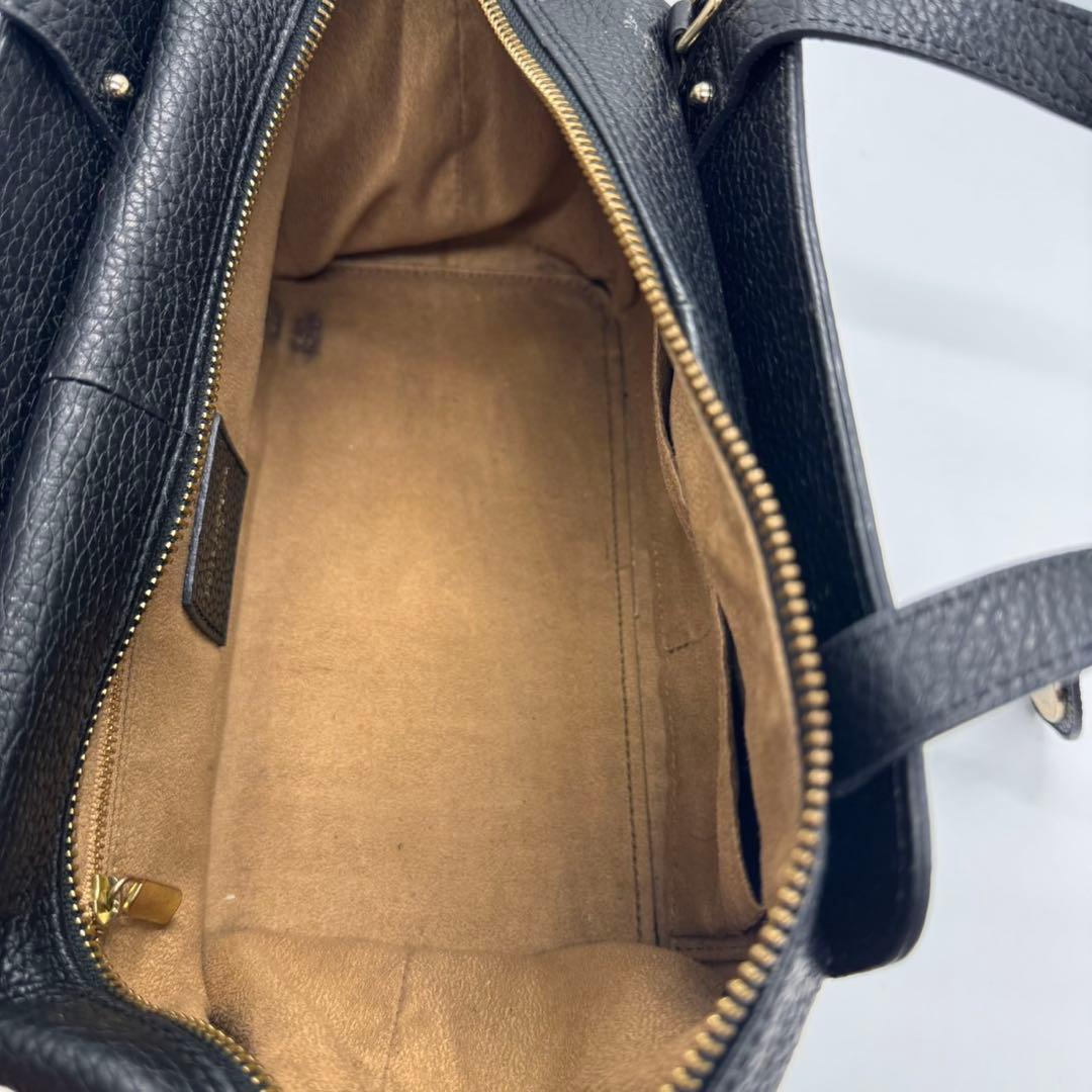 ペッレモルビダ ヴェーラ 2way ショルダーバッグ レザー シボ革 ロゴ 黒