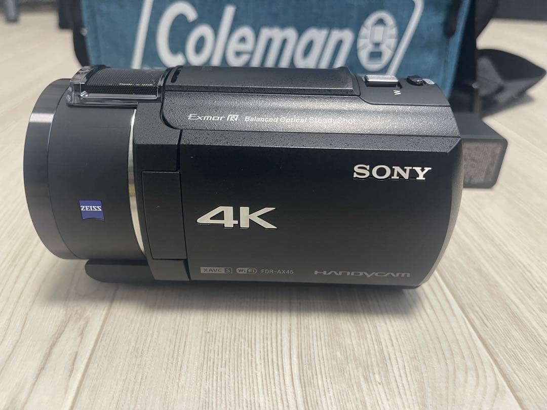 SONY FDR-AX45本体 ビデオカメラ　三脚　Colemanバッグ