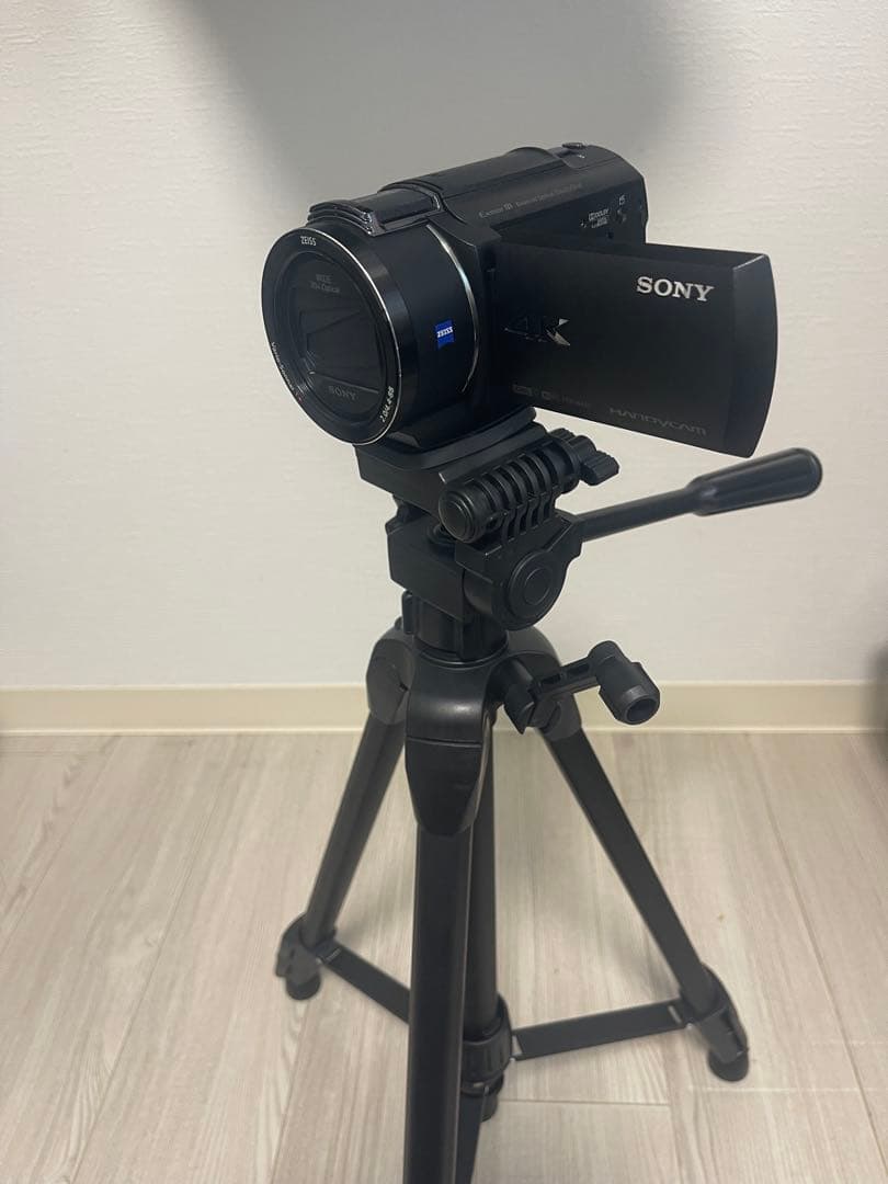 SONY FDR-AX45本体 ビデオカメラ　三脚　Colemanバッグ