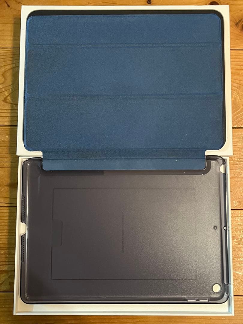 iPad (第5世代) 32G・ゴールド・Cellularモデル