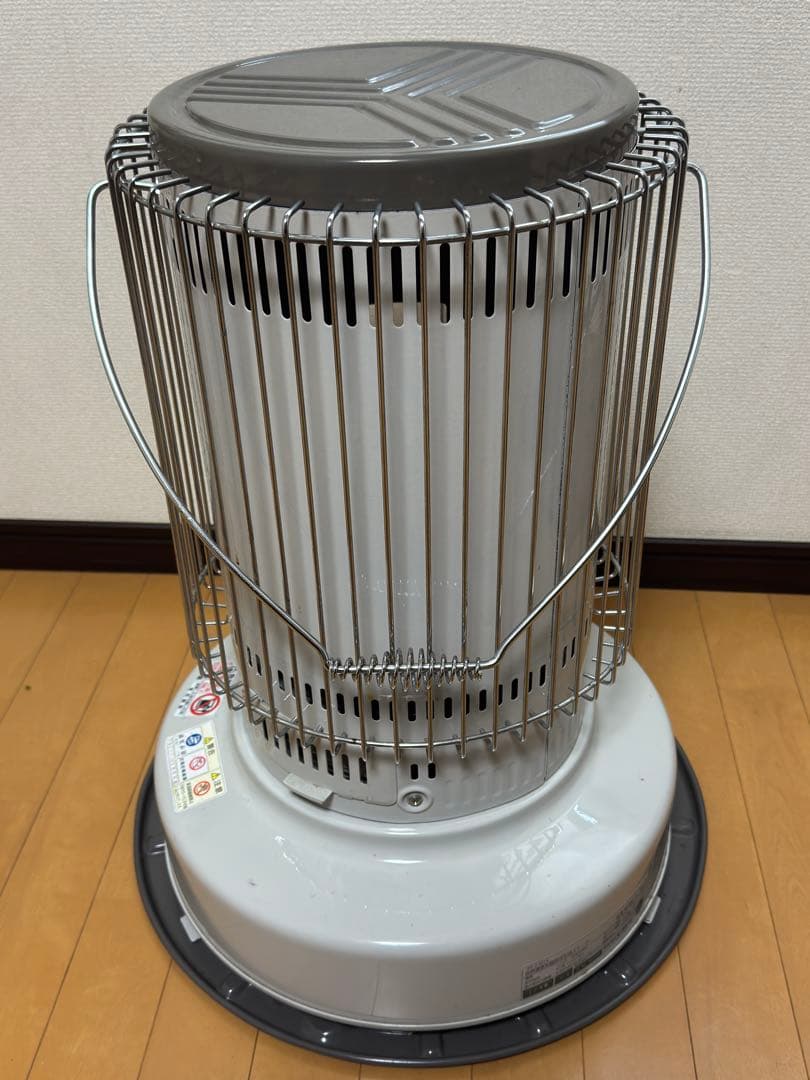 石油ストーブ 灯油 手動点火 安全ガード付き