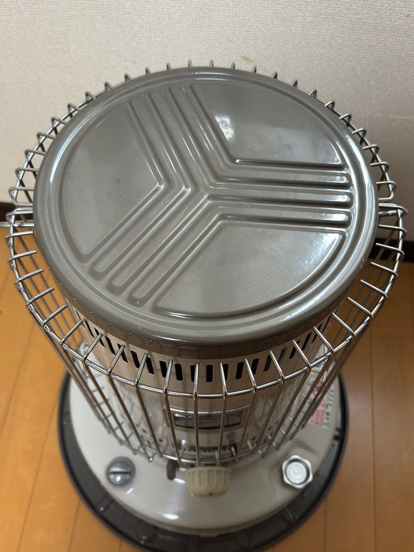 石油ストーブ 灯油 手動点火 安全ガード付き