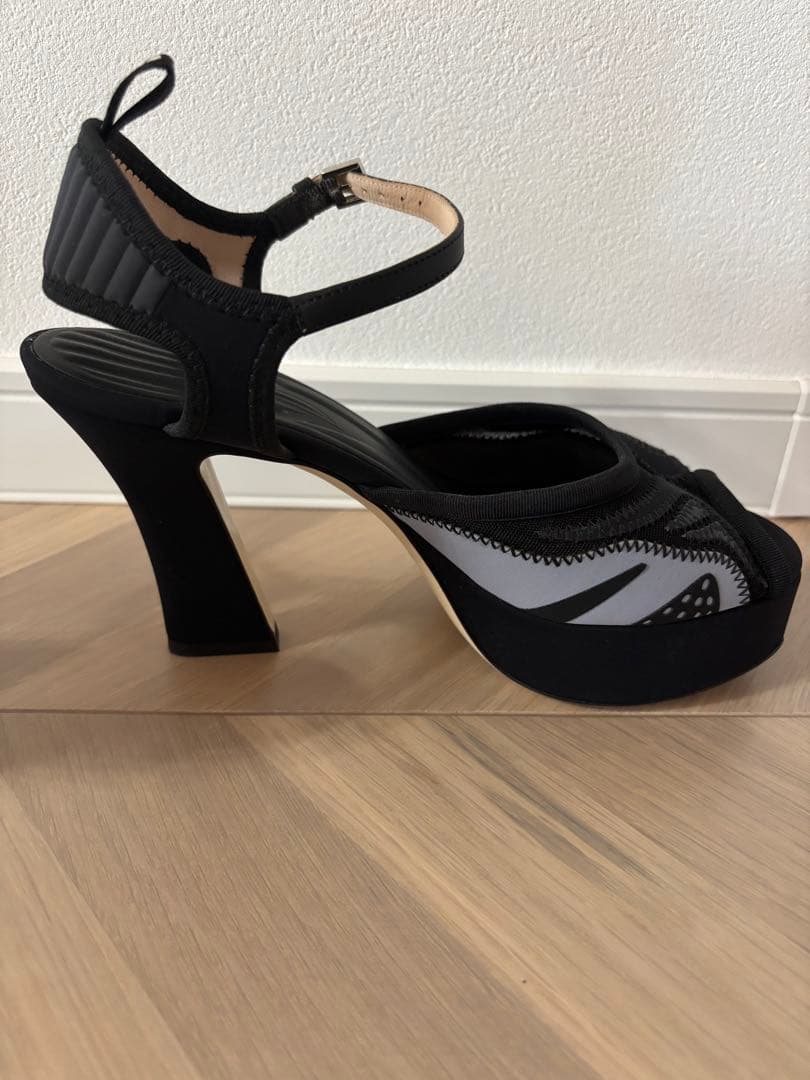 お値下げ中！【美品】FENDI プラットフォームサンダル　37.5サイズ