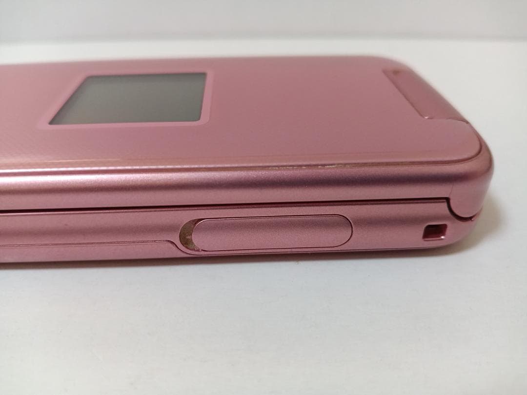 ☆ docomo らくらくホン F-02J ピンク