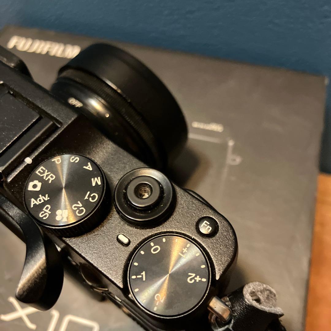 FUJIFILM X10 デジタルカメラ 本体