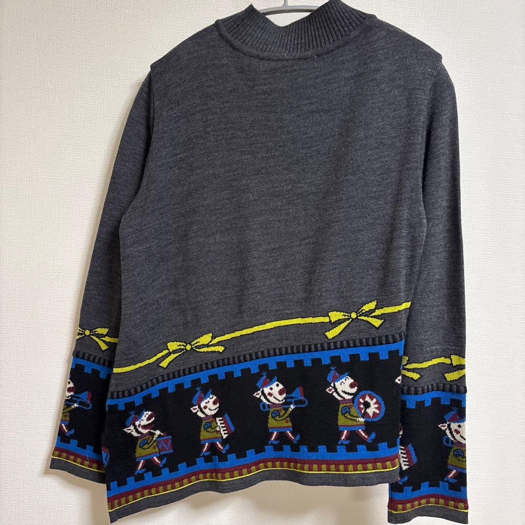 美品　アルベロベロ　ニット