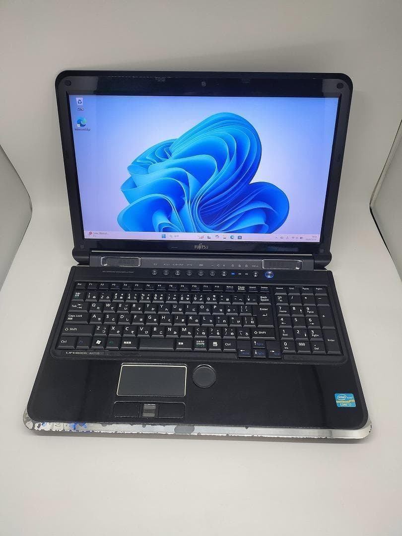 【FUJITSU】爆速 Core i7/新品SSD256GBノートパソコンB12