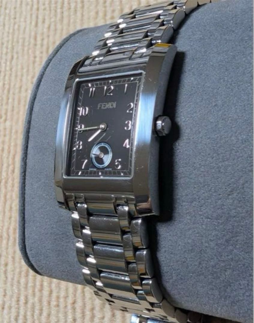 値下げフェンディFENDIステンレス時計ブラックシルバーレディースメンズ