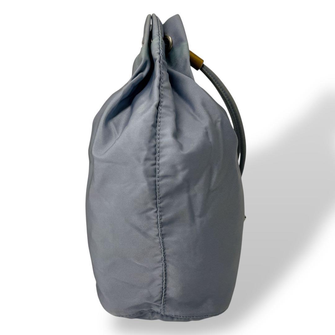 プラダ　ミニポーチ　巾着　化粧ポーチ　小物入れ　水色　ナイロン　三角ロゴ　y2k