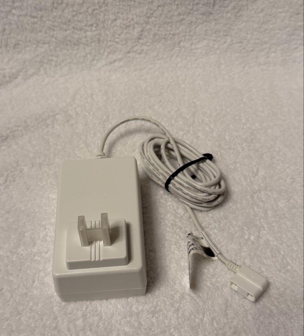 【美品】パナソニック　ビエラ　SV-ME7000-W ポータブル地デジテレビ