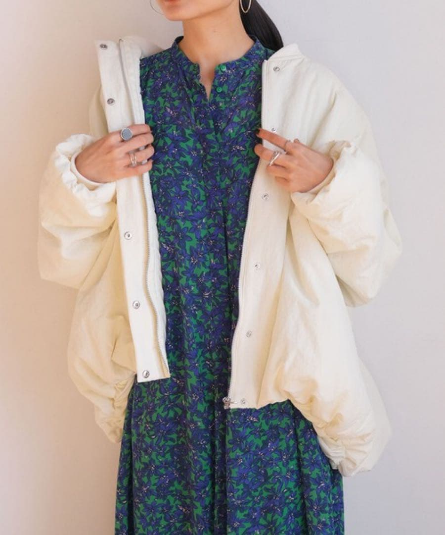 【美品✨️】AKTE パディングバルーンブルゾン ホワイト　かぐれ 最終値下げ