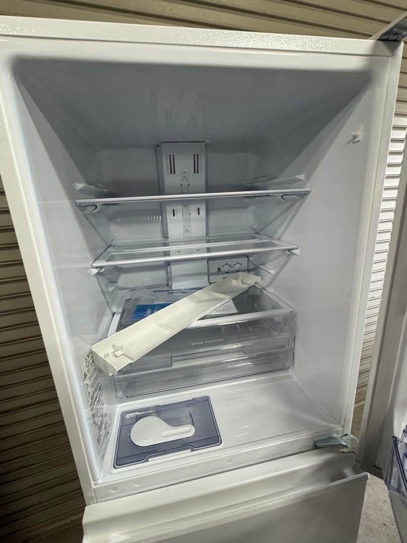 ☆B.三菱ノンフロン冷凍冷蔵庫 MR-C33K-W形