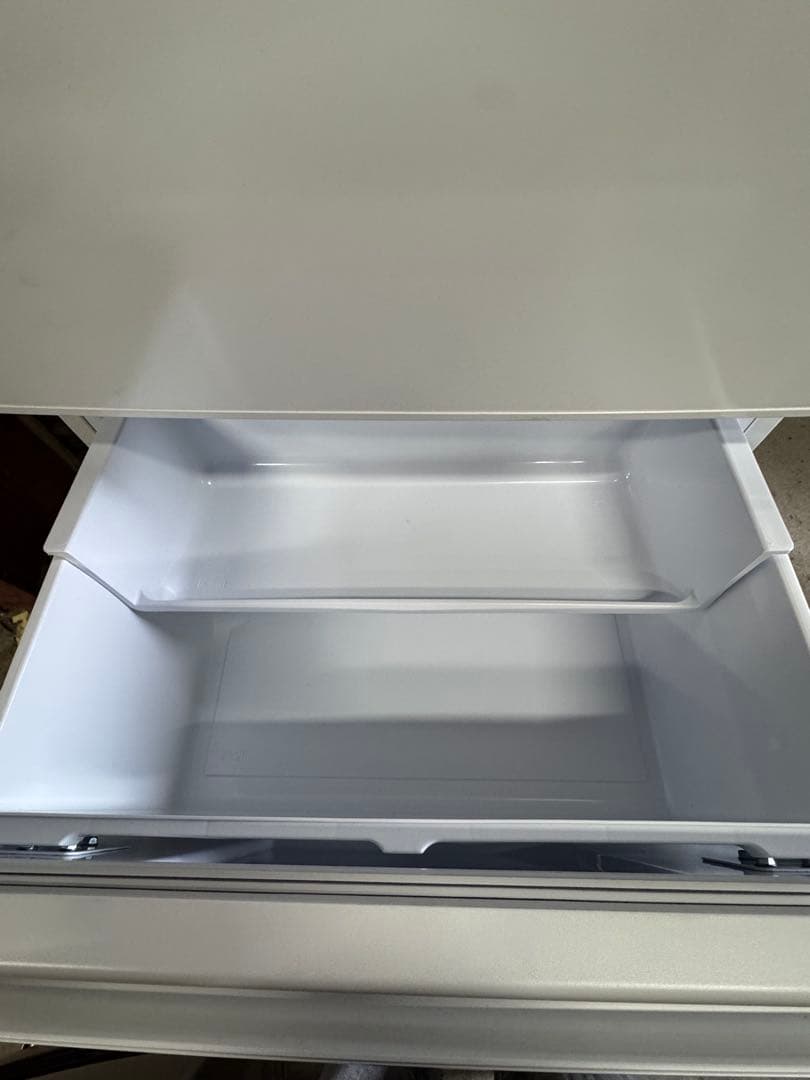 ☆B.三菱ノンフロン冷凍冷蔵庫 MR-C33K-W形