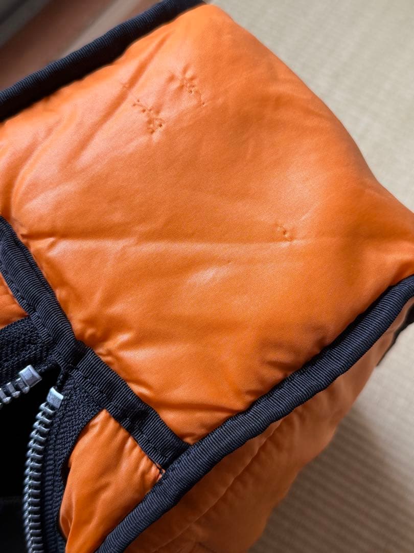 マッスル　ボディバッグ