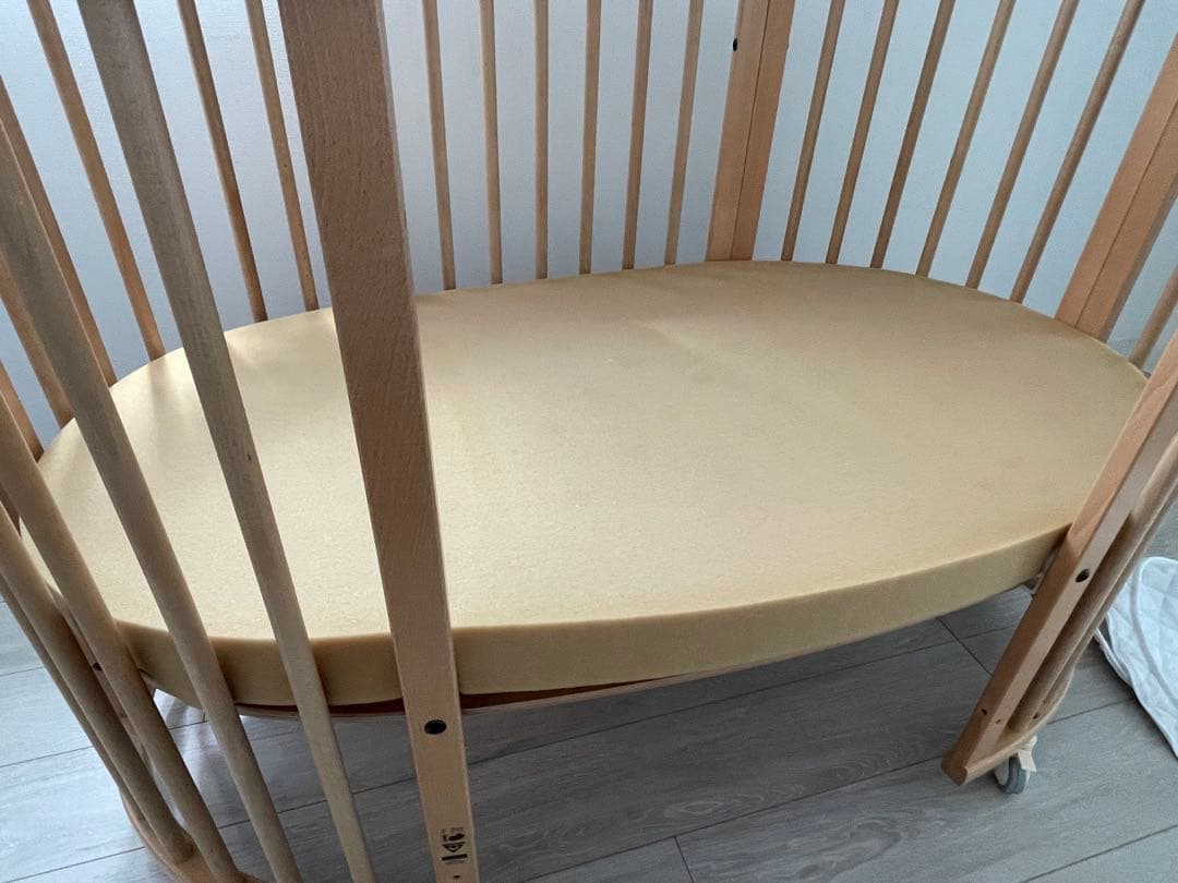 landabu 木製円形ベビーベッド(再掲)