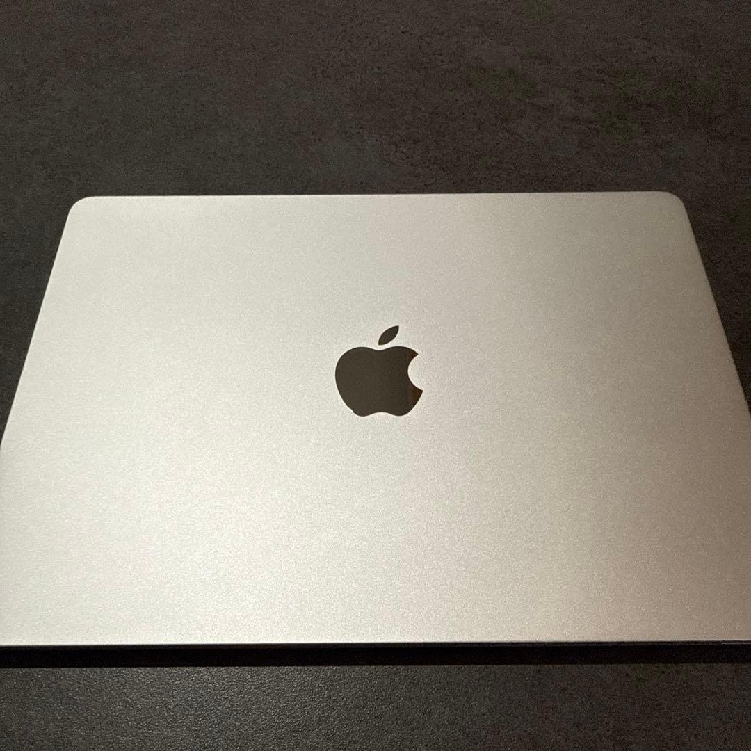 MacBook air M4 13インチ シルバー 【16GB/256GB】