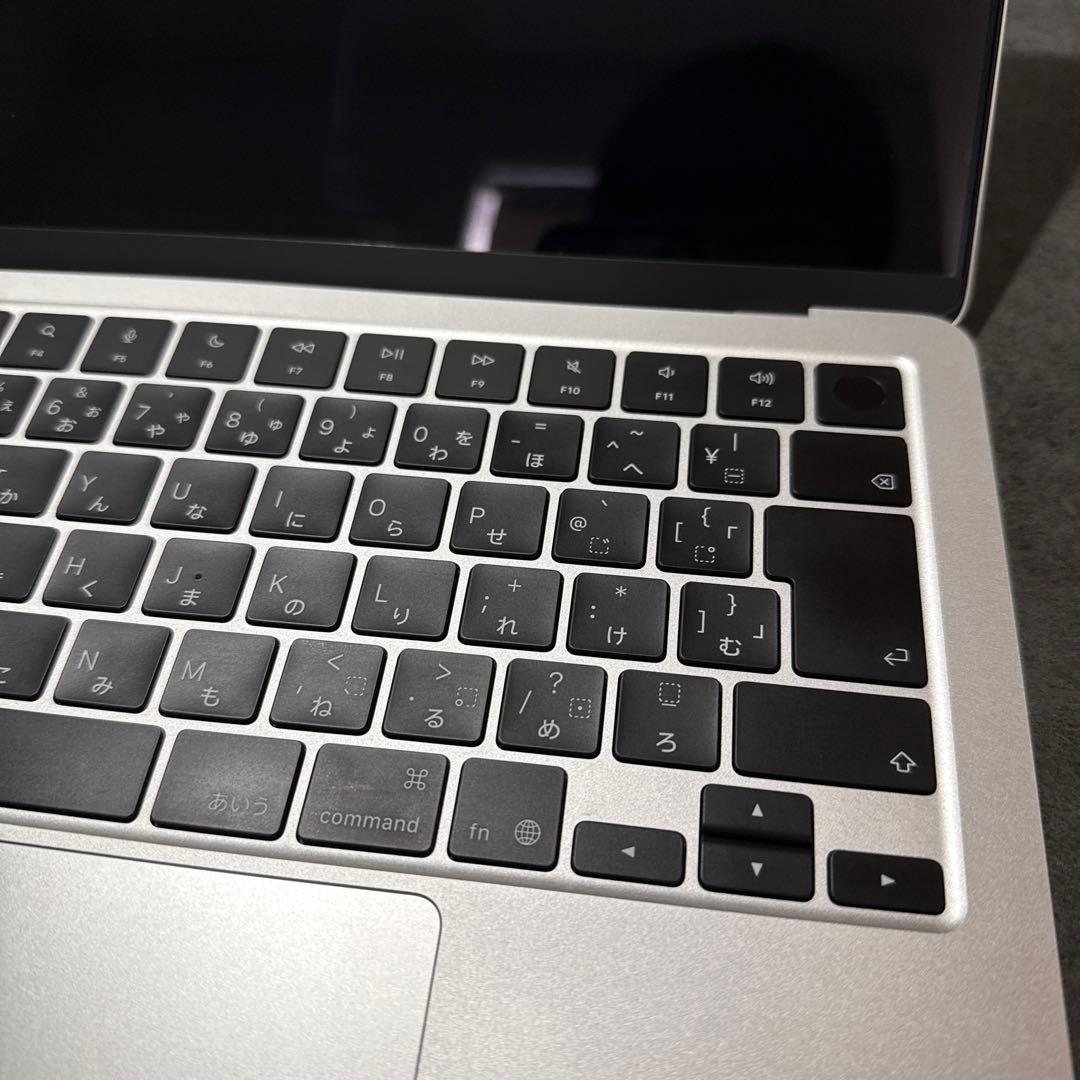 MacBook air M4 13インチ シルバー 【16GB/256GB】