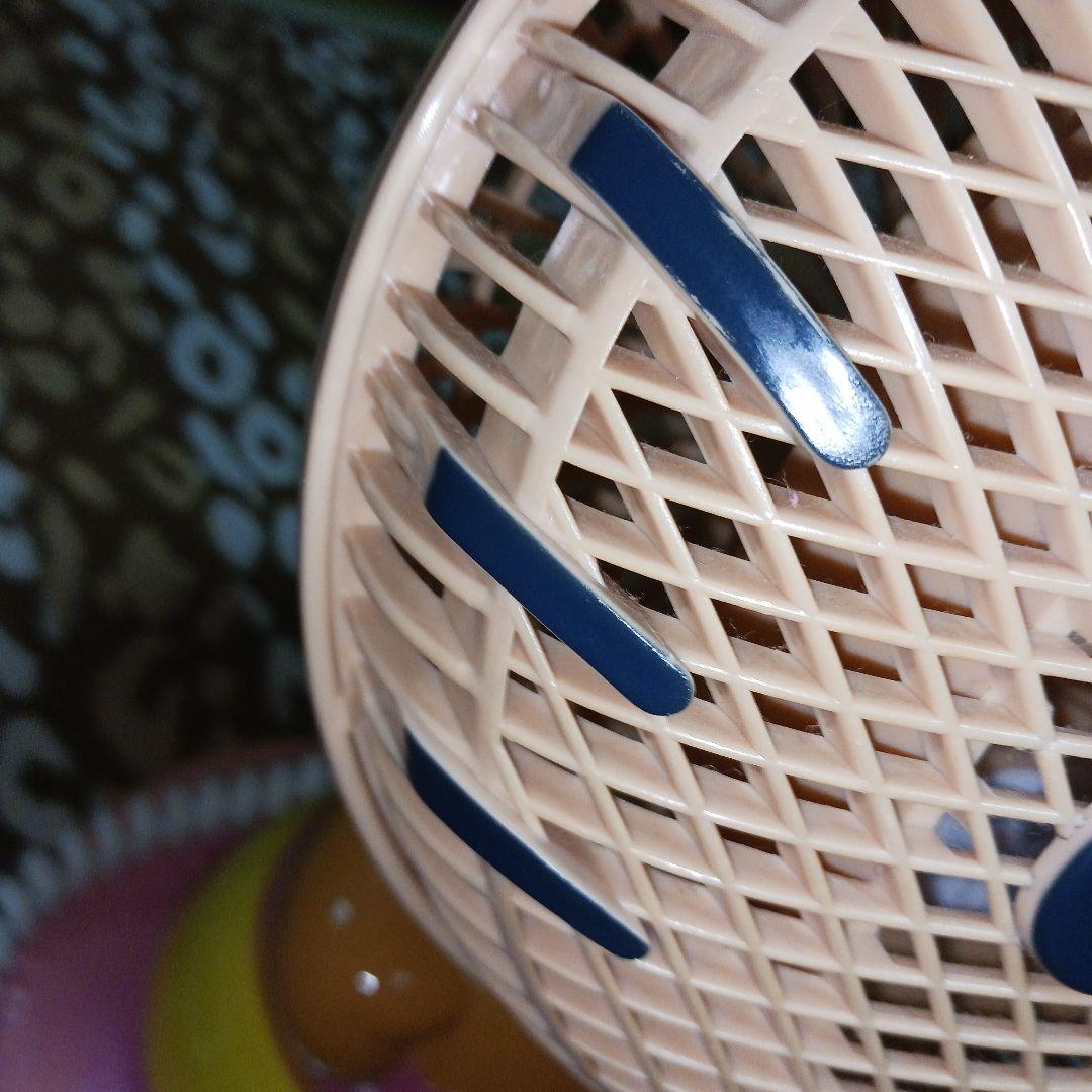 ハローキティ パーソナル家庭用扇風機 　　日焼けキティ　2004年製