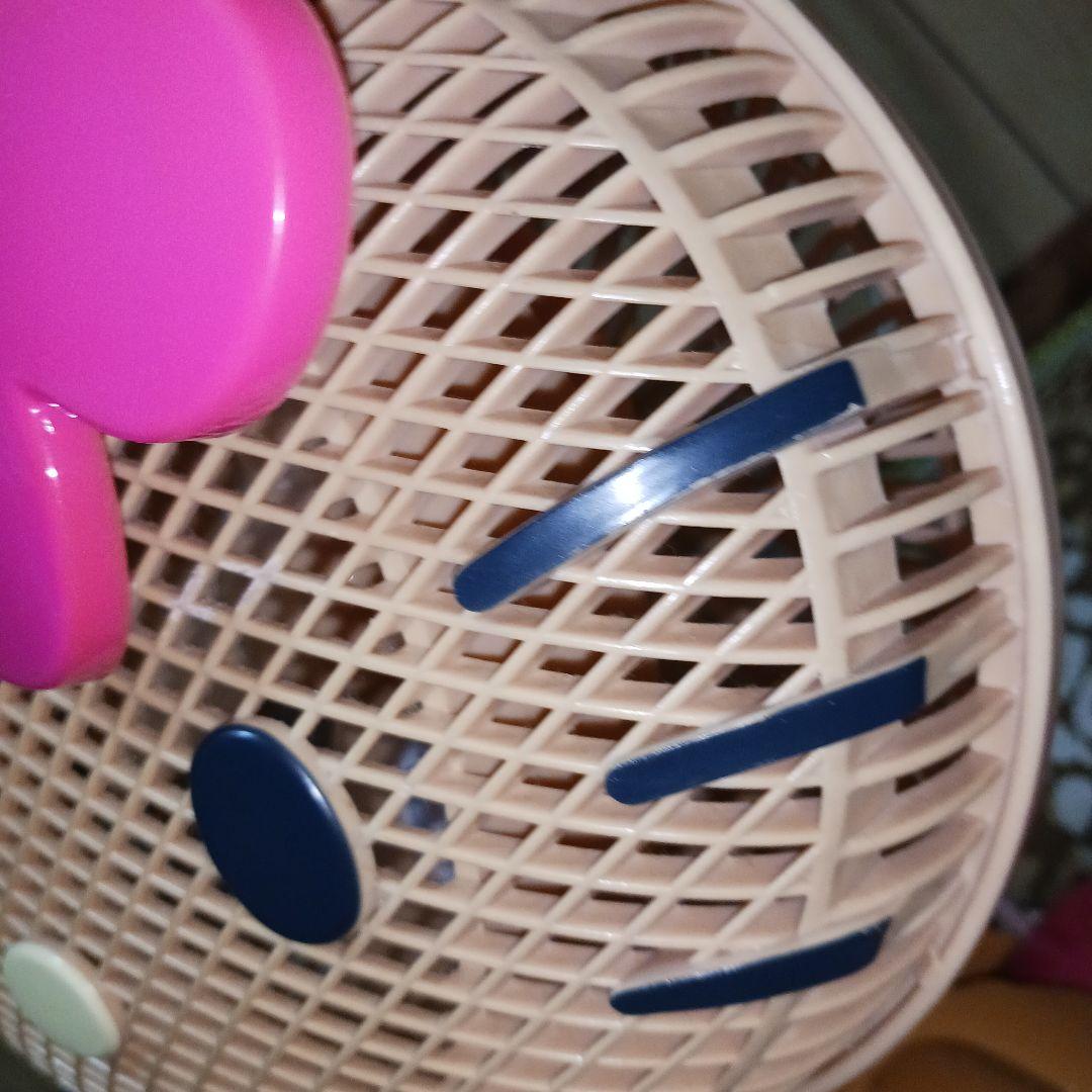 ハローキティ パーソナル家庭用扇風機 　　日焼けキティ　2004年製