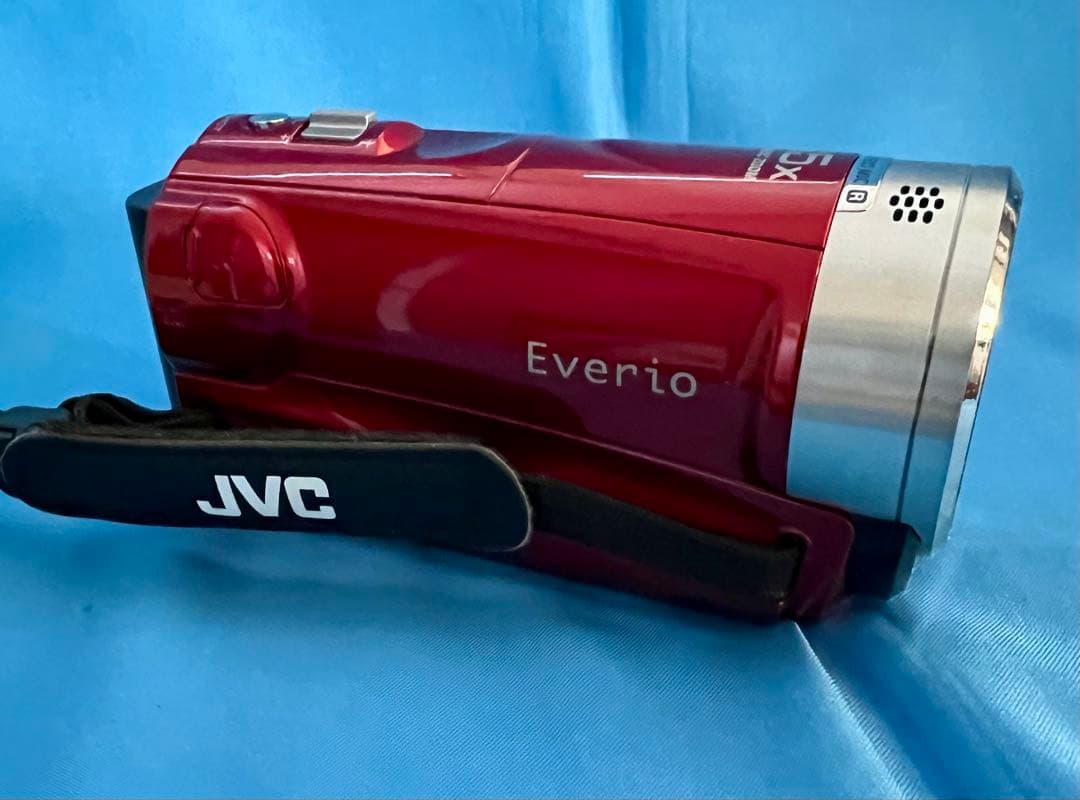 JVC Everio GZ-E565 レッド ハンディカム