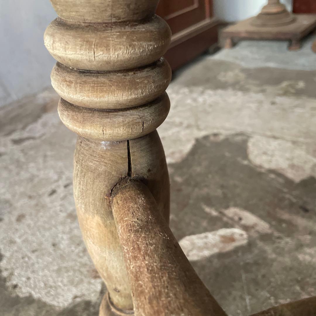 ちはるんハイバックアームチェア 剥離