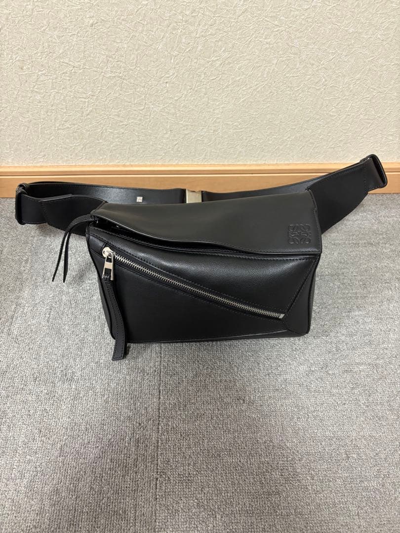 【さく】ロエベ　パズル　バムバッグ　スモール