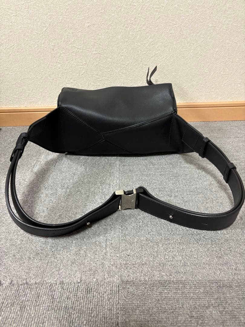 【さく】ロエベ　パズル　バムバッグ　スモール