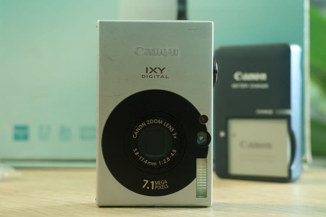 Canon IXY DIGITAL10 PC1228コンデジ デジカメ