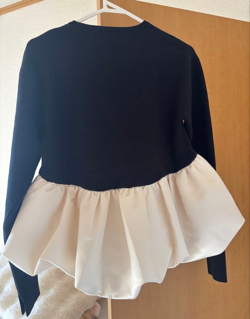 トップス Thetoe Aachen Balloon Peplum