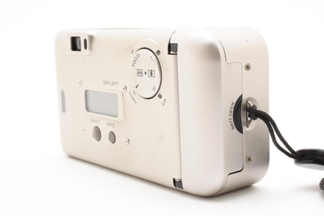 富士フィルム　FUJIFILM TIARA ZOOM コンパクトフィルムカメラ