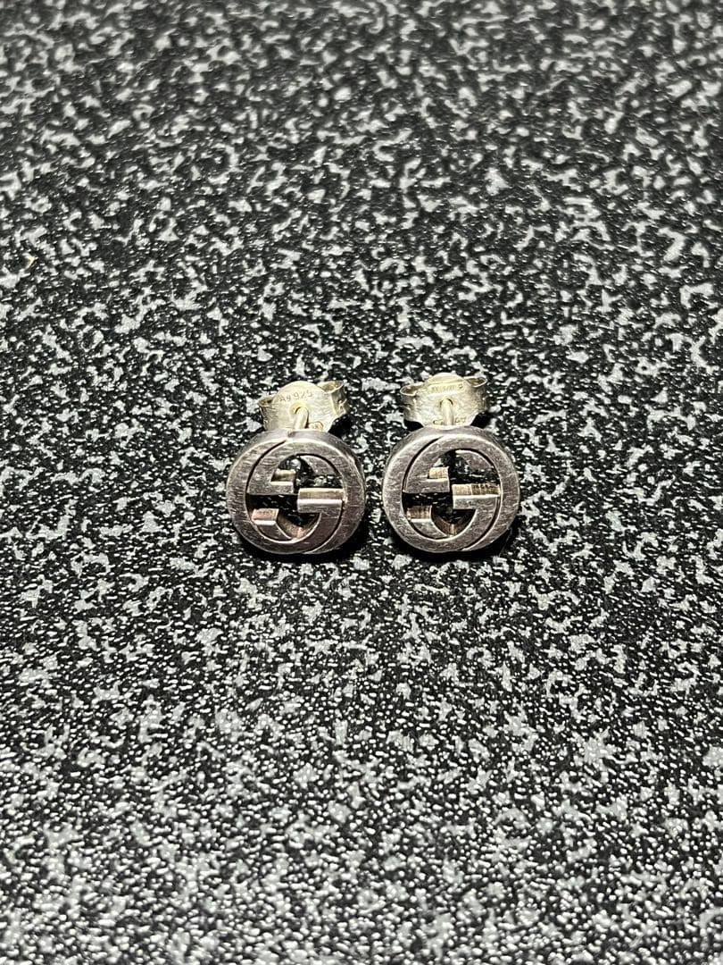 GUCCI ピアス（両耳）