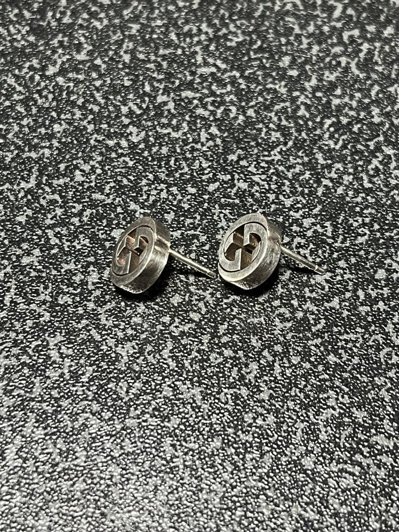 GUCCI ピアス（両耳）