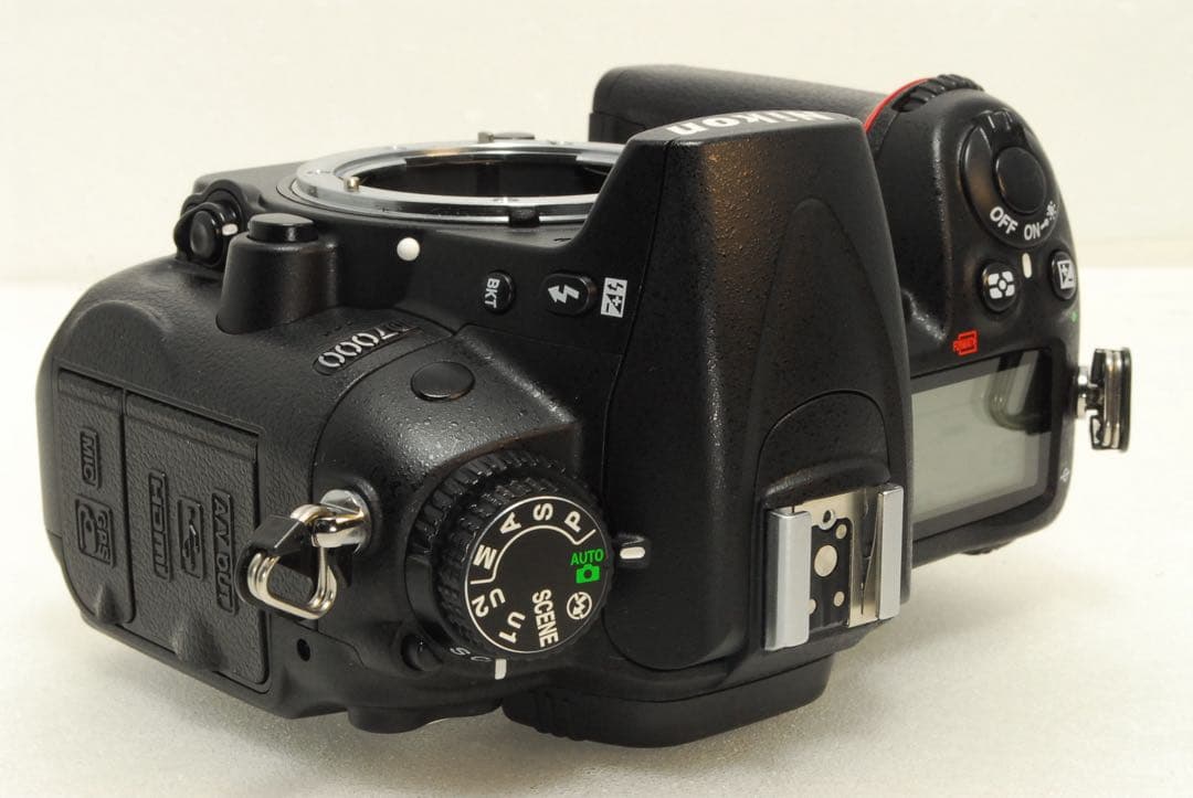 Nikon D7000 ❤️超望遠300mm ダブルレンズ ニコン スマホ転送