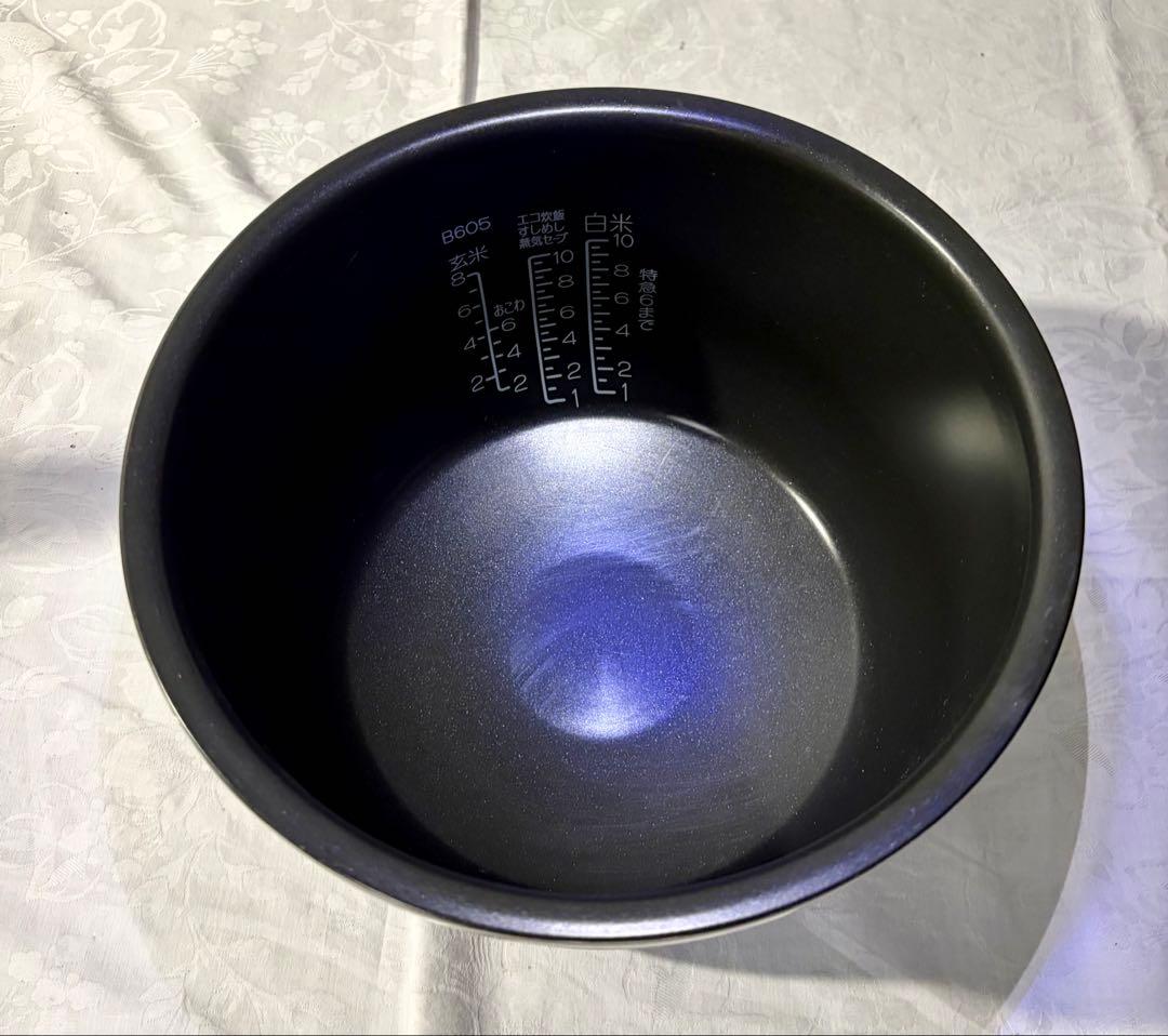 ③ 象印 炊飯器 圧力IH炊飯ジャー 1升炊き 炎舞炊き NW-LB18-BZ